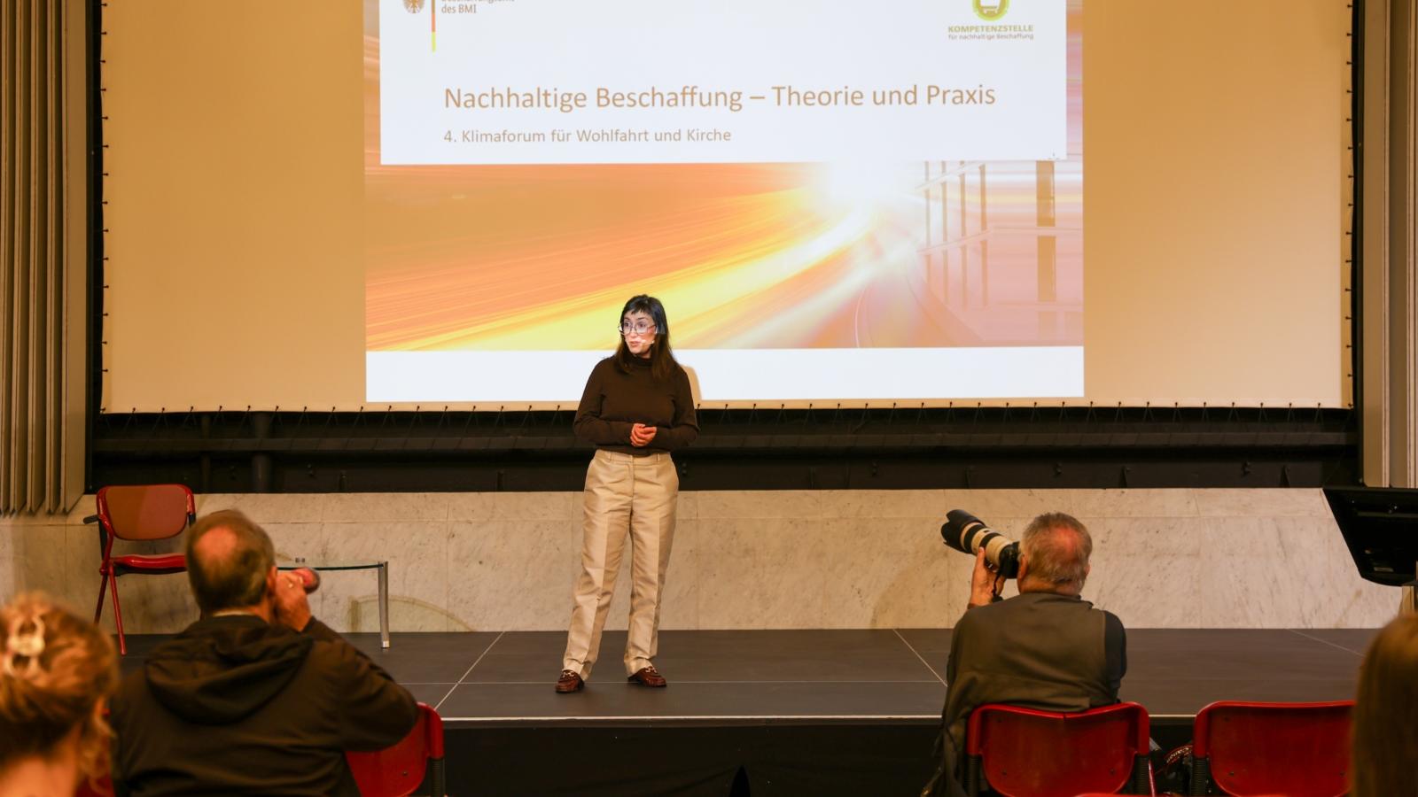 Klima-Forum 2026: Keynote von Ilse Beneke, Leiterin der Kompetenzstelle für nachhaltige Beschaffung beim Beschaffungsamt des Bundesministeriums des Innern