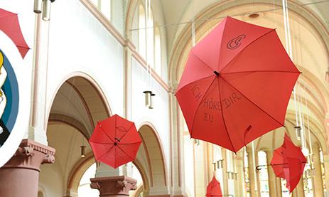 Regenschirme St Josef (C) Ronald Morschheuser