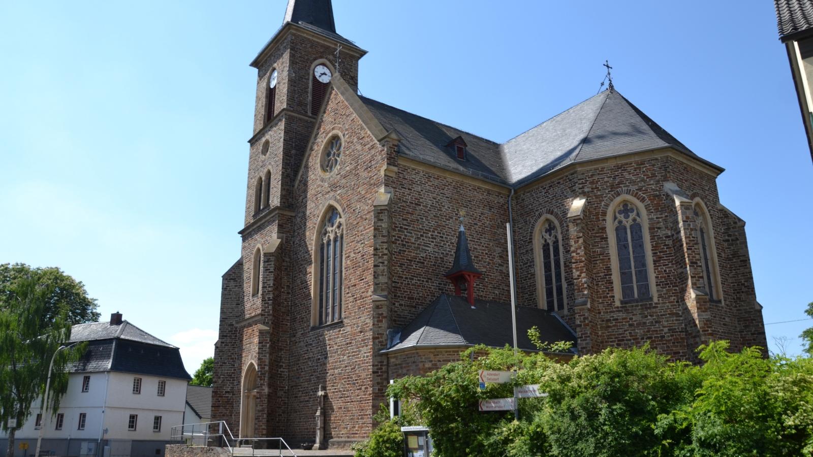 Kirche St. Jakobus d. Ä. in Meckenheim-Ersdorf