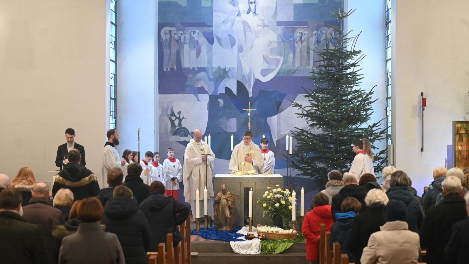 Pontifikalamt zur Eröffnung der Antonius-Oktav, Herkenrath