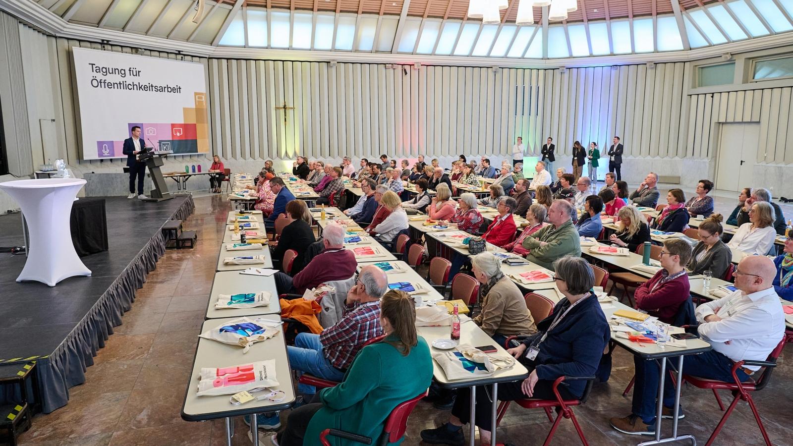 Die Tagung für Öffentlichkeitsarbeit feierte am 22. März 2025 ihr 25-jähriges Bestehen.