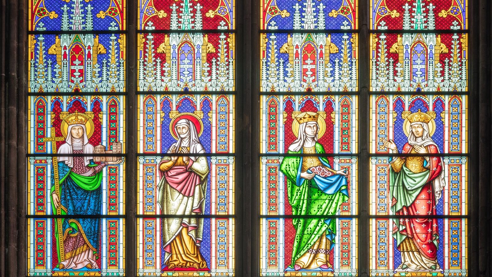 Detail rekonstruiertes Helenafenster