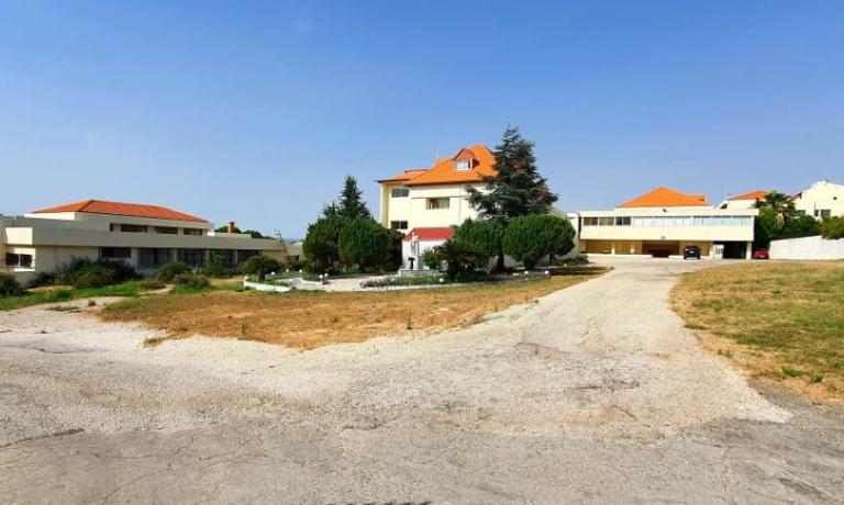 Schule der Franziskanerinnen in Menjez