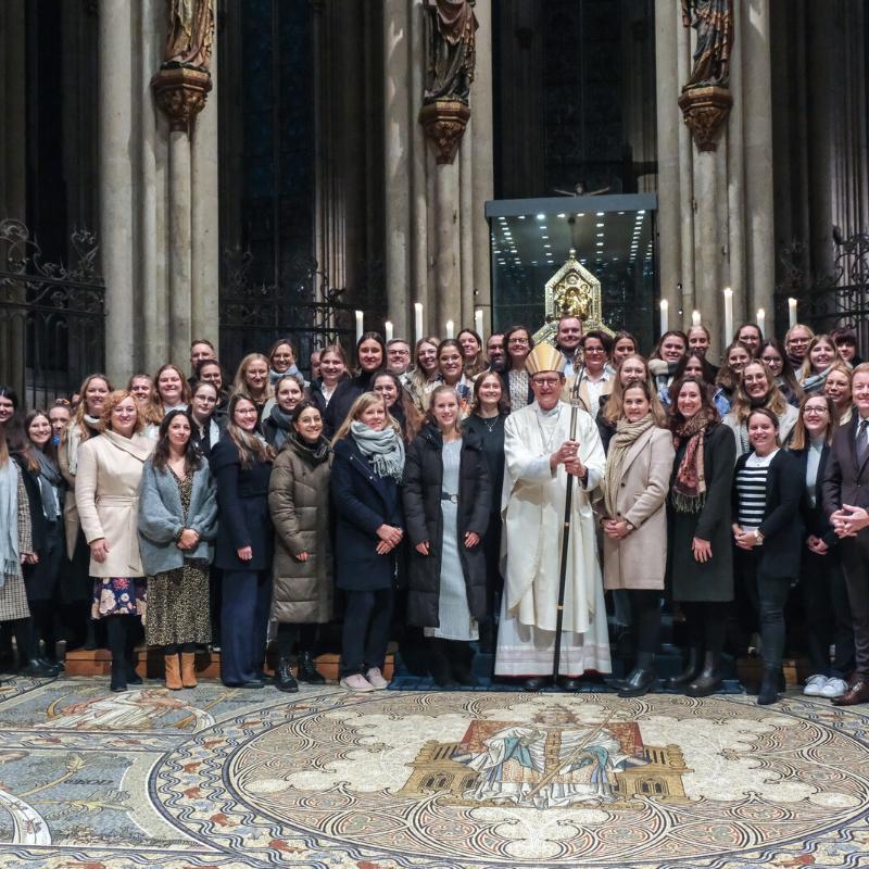 Missio-Verleihung für Religionslehrerinnen und Religionslehrer am 12. November 2024_Erzbistum Köln-Schoon_Frei mit Nennung Copyright-1600px