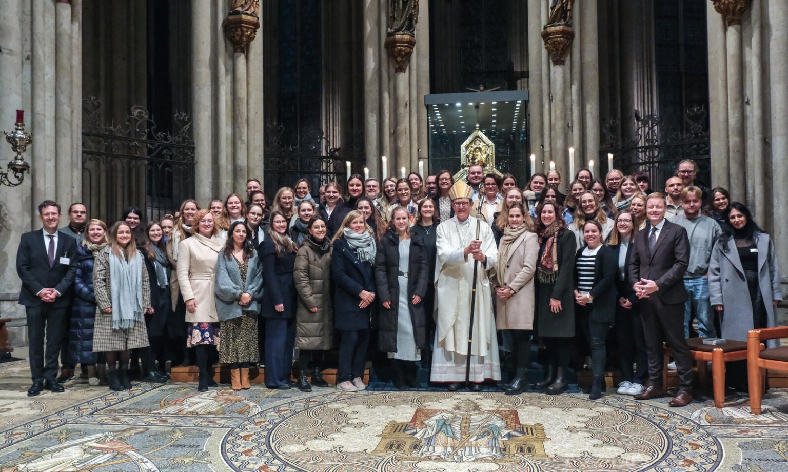 Missio-Verleihung für Religionslehrerinnen und Religionslehrer am 12. November 2024_Erzbistum Köln-Schoon_Frei mit Nennung Copyright-1600px