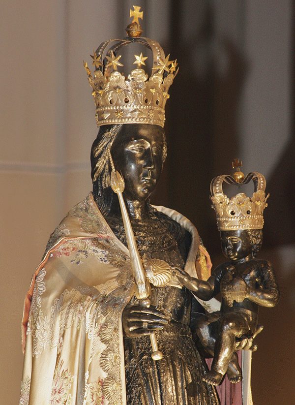 Schwarze Mutter Gottes In Benrath